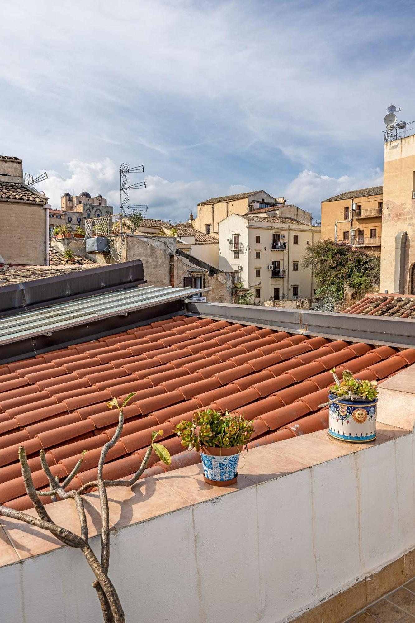 Sofia'S Apt Loft Incantevole Con Terrazza Privata Палермо Экстерьер фото